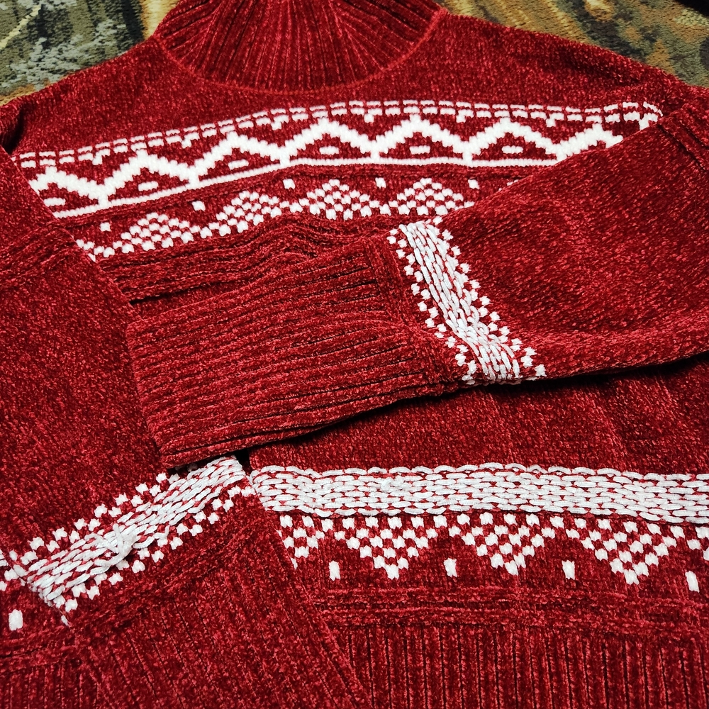 Christian Siriano Red and White Patterned Turtleneck Sweater - Picture 7 of 7